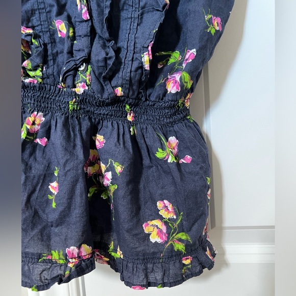 Brand new Hollister Peplum babydoll top / floral ruffle size small - Picture 8 of 8
